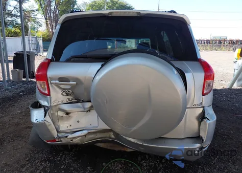 2008 Toyota Rav4 из США, поврежденный, VIN JTMBD33V286078293